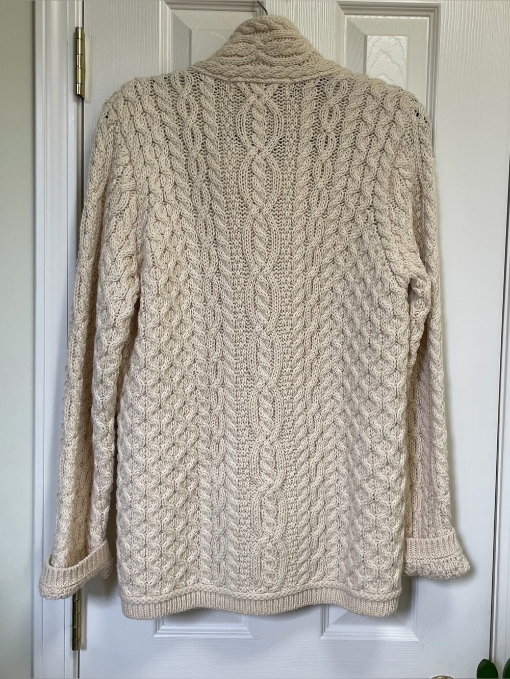 Aran Mor Ireland Cable Knit Crossover Neck Sweater 100% Merino Wool Sz L - Picture 3 of 10